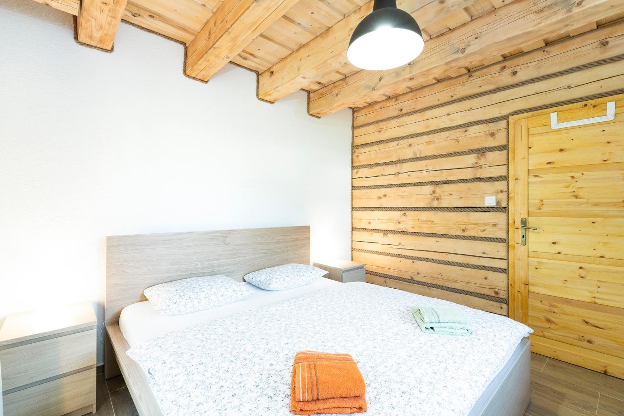 Drevenice Liptov - Ski & Hiking Apartments Lazisko Exteriér fotografie